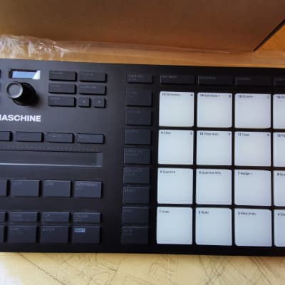 Native Instruments Maschine Mikro MKIII | Reverb Canada