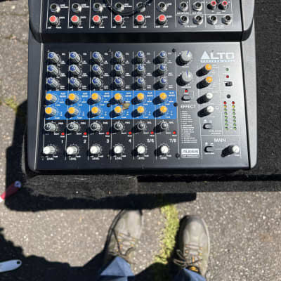 Fostex Vm88 8 channel digital mixer dsp effects - Grey | Reverb