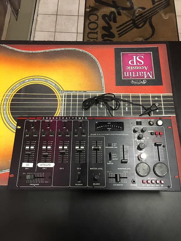 MTX MTX SOUNDCRAFTSMEN PREAMP/MIXER DIGITAL SAMPLER Black Reverb