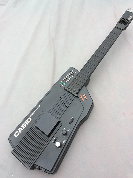 Casio DG-1 Digital Guitar Rare Guiboard/Keytar Vintage 80s