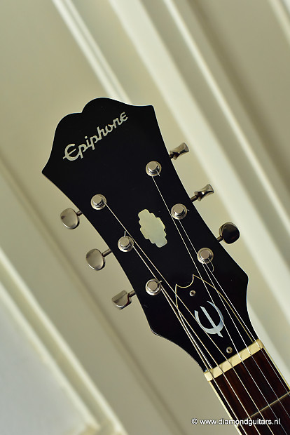 Epiphone Riviera Nashville USA Collection 1993 Cherry Red Epiphone Riviera Nashville USA Collection 1993 Cherry Red