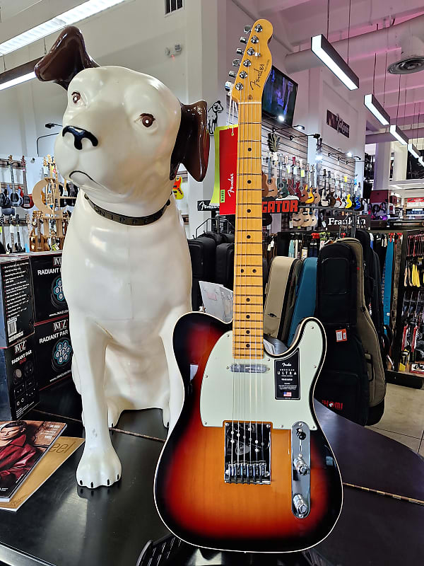 Fender American Ultra Telecaster with Maple Fretboard 2023 Ultraburst 7.33 pounds image 1