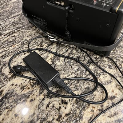 Positive Grid Spark 40 40-Watt 2x4" Modeling Guitar Combo 2020 - Present - Black image 4