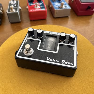 Fuchs Plush Valve Job Distortion | Reverb