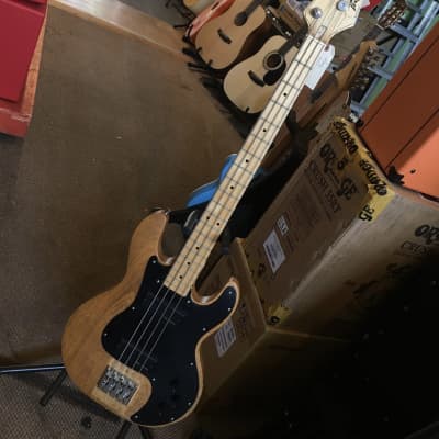 Peavey T-40 Bass Natural for sale