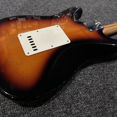 Fender California Fat Stratocaster (1997-1999) - Brown Sunburst image 8