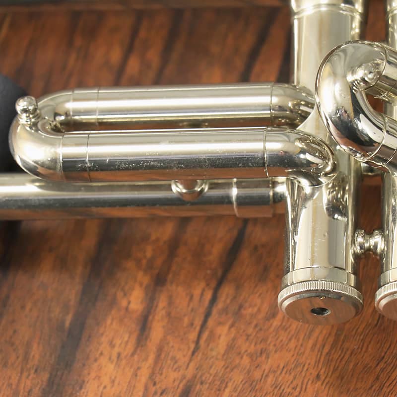 YAMAHA　YTR-136 YAMAHA YTR-136 Trumpet with Hard Case Mouthpeace Musical