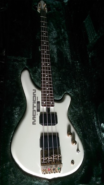 Yamaha Motion B Late 80s, Early 90s Pearl White | Reverb