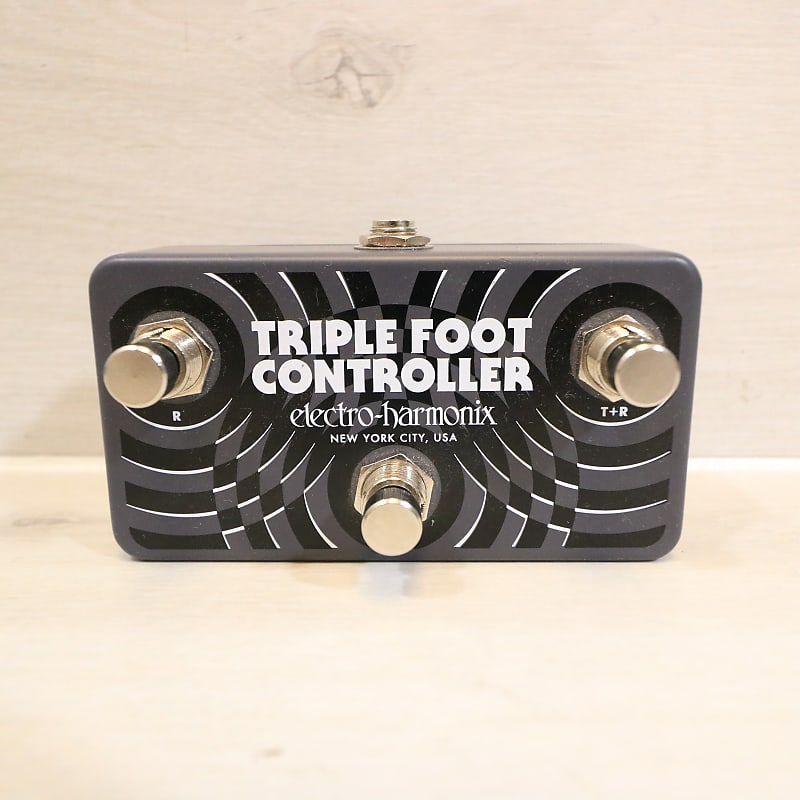 Electro-Harmonix Triple Foot Controller