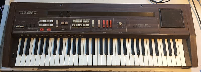 Casio Casiotone 601 80s Vintage Analog Synth