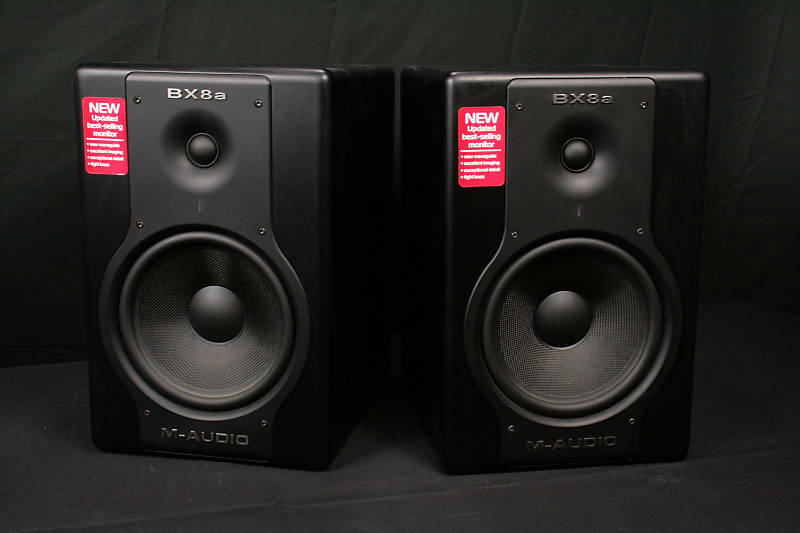 M-Audio BX8a Deluxe monitors image 1
