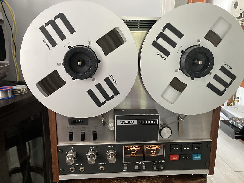 TEAC 3300S 1/4 10.5 inch 4-Track 2-Channel Reel to Reel Tape Deck Recorder  w/Original Box