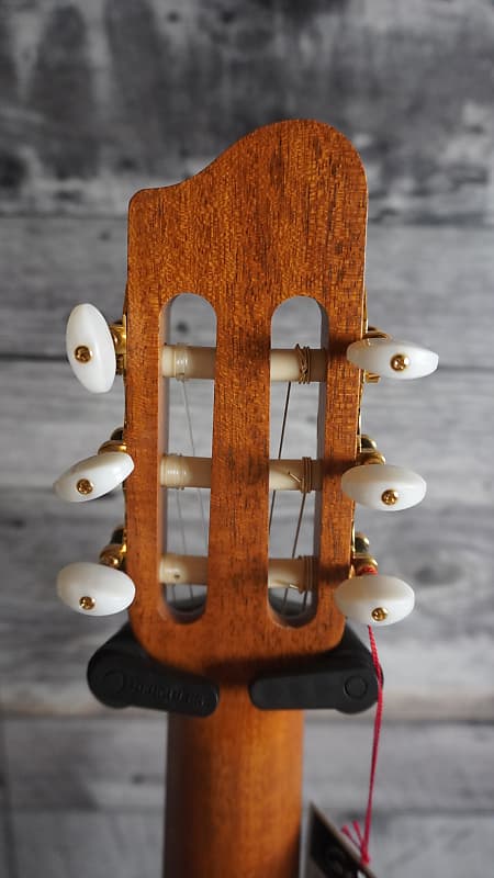 Godin Presentation QIT ゴダン プレゼンテーション Presentation | Godin Guitars