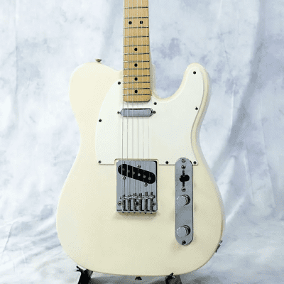 【10705】Squier standard series Telecaster Squier Standard Telecaster - Vintage Blonde | Long & McQuade