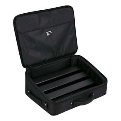 Mono Pedalboard Rail - Small with Stealth Club Case - Black image 12