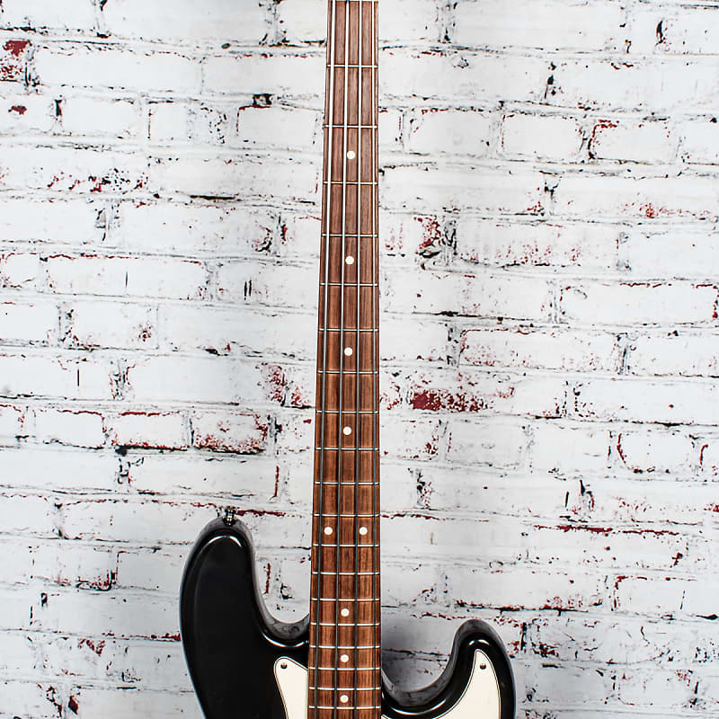 Fender - 1997 Jazz Bass - USA 4-String Electric Bass, Black