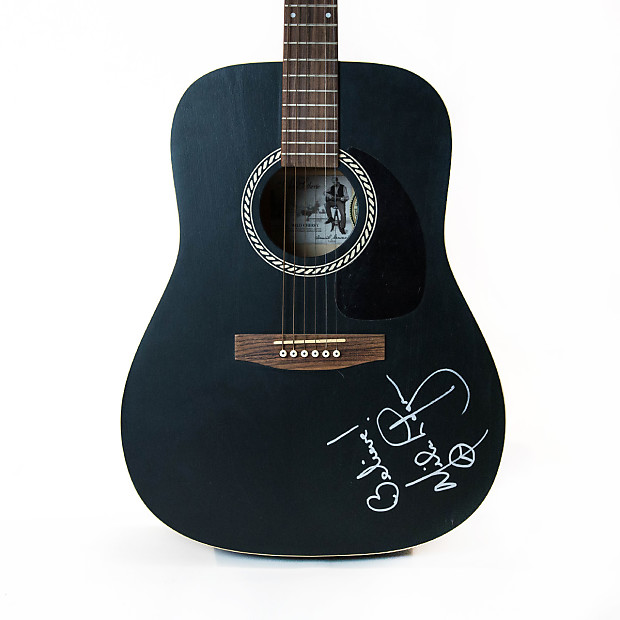 Art & Lutherie Wild Cherry owned by Nils Lofgren image 1
