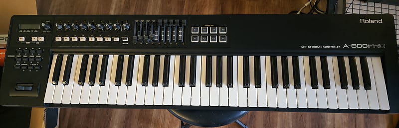 Roland A-800PRO 61-Key MIDI Keyboard Controller | Reverb