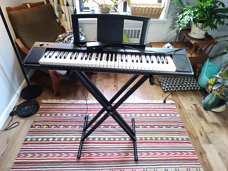 Yamaha Piaggero NP-11 61-Key Lightweight Keyboard | Reverb