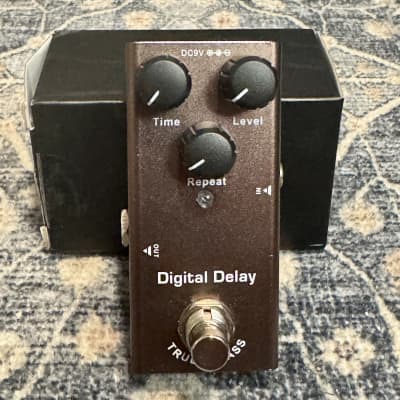 新着入荷の通販 Z FX Prof Mad on Based New, Brand Delay, Ray Manta Pedals ギター