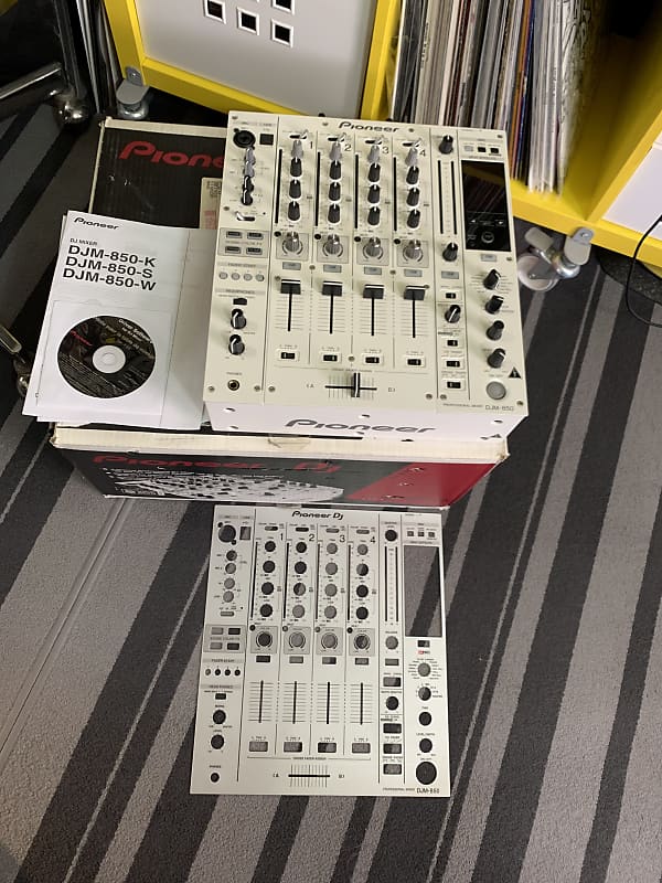 PIONEER DJM 850 W White DJ 4ch Mixer Mint Condition