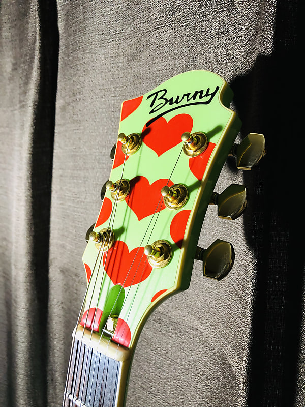 ギター Burny Fernandes hide model Green Heart Amazon | Burny/hide Model GH-Jr. Green Heart Jr. | エレキ