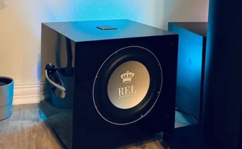 REL S/510 2020 - Gloss Piano Black  			