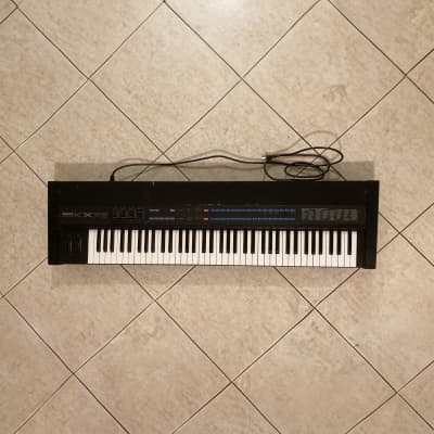 Yamaha KX 76 KX76 MIDI Master 76 Key Keyboard Controller image 1