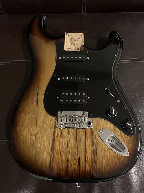 Loaded Warmoth Stratocaster Korina Body Blackbrownyellow Reverb 8057