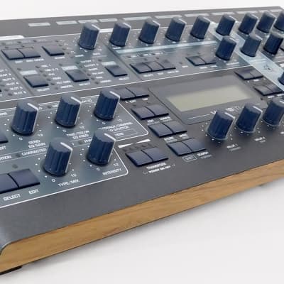 Access Virus Ti 2 Synthesizer Desktop + Wie Neu + 1Jahr Garantie