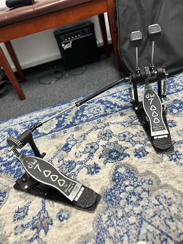 DW 7000 Double Chain Kick Pedal Reverb