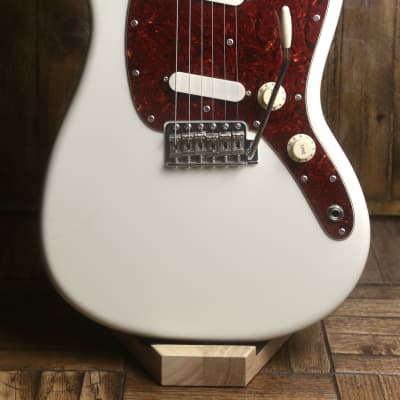 Fender MIJ Traditional II 60s Mustang | Reverb