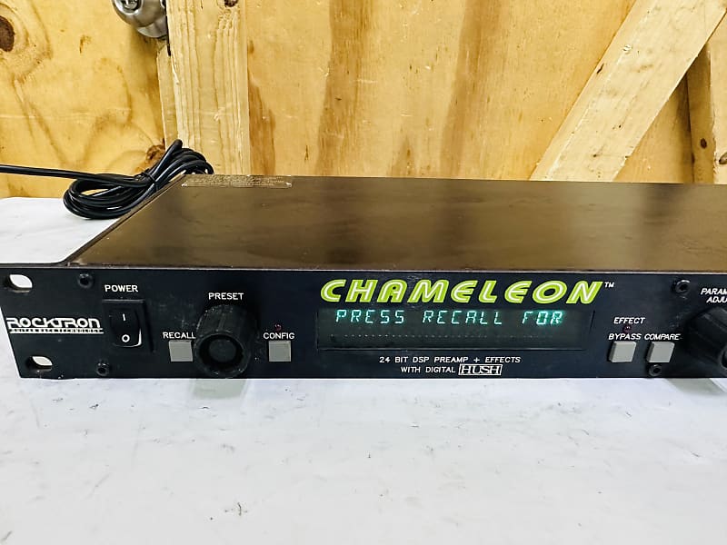 Rocktron Chameleon Multi-Effects Unit - w/Power Supply