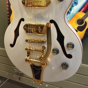 Epiphone Limited Edition WildKat Royale Electric Guitar Pearl