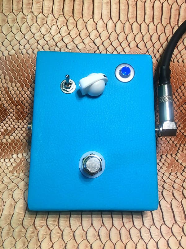 Dallas Dallas Rangemaster Treble Booster Clone OC71 | Reverb
