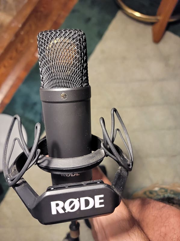 RODE NT-1 KIT w/ Shockmount and Pop Filter image 1