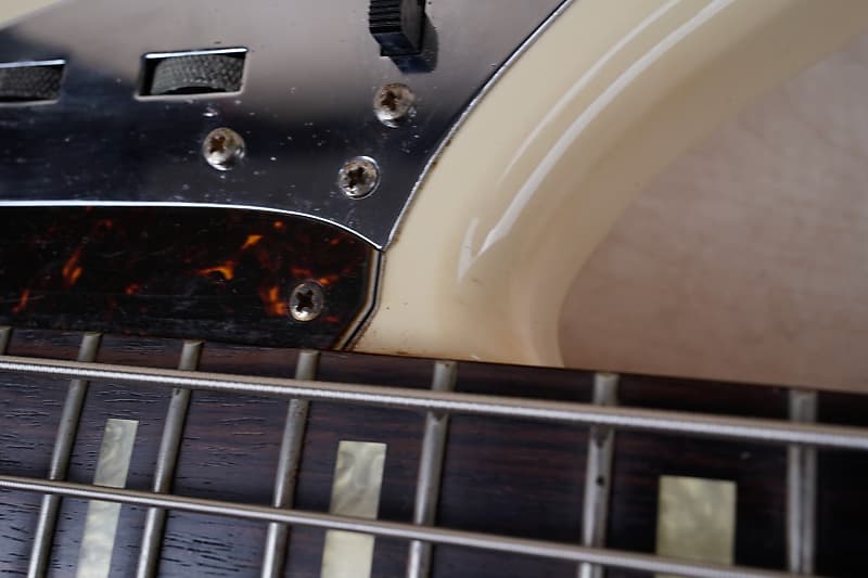 Fender J-Craft JAB-90EG Jaguar Bass CIJ 2004 Vintage White Fender J-Craft JAB-90EG Jaguar Bass CIJ 2004 Vintage White