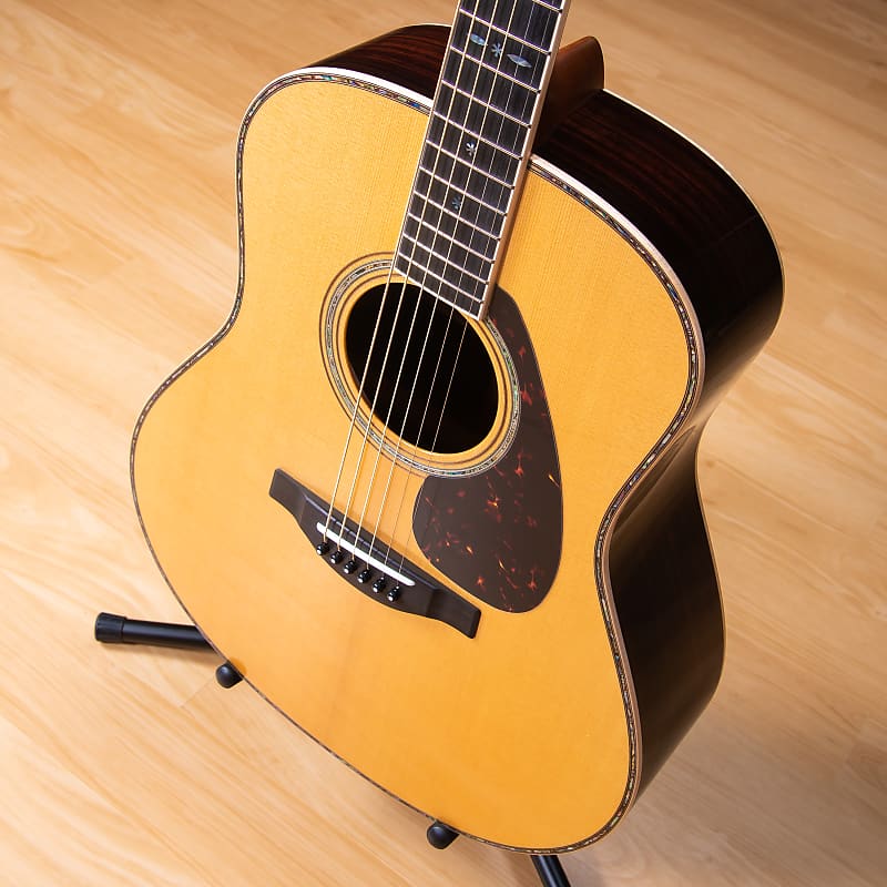 Yamaha LL36 ARE Original Jumbo Acoustic Guitar - Natural SN