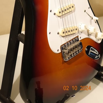 Squier "Silver Series" (Made in Japan-Fujigen Gakki) Stratocaster 62 - 1993 Sunburst/ Fender USA pickups/ Super clean/Video imagen 9