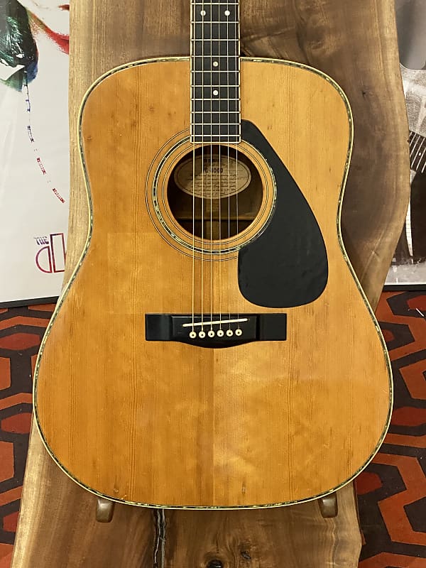 Yamaha FG-400D Vintage Dreadnaught Acoustic Guitar - Natural