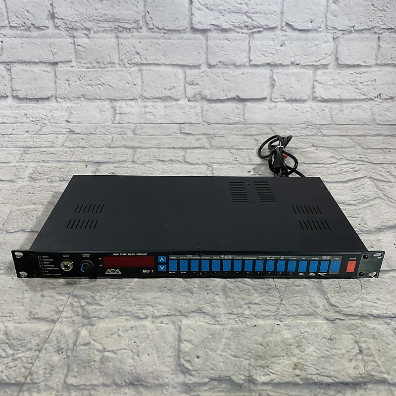 ADA MB1 Programmable Preamp Bass Head w/ MC1 Footswitch Reverb