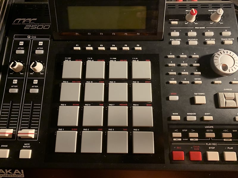 Akai MPC 2500 With MAX 128MB RAM, CD Drive, JJOS XL 64GB HDD And