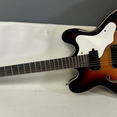 Mosrite Celebrity III Mark I 1966 {Trans Cherry} | Reverb