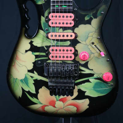 Ibanez JEM77-FP Steve Vai Signature Black Floral Pattern