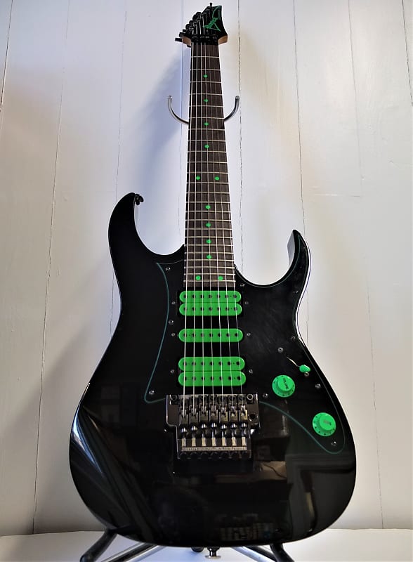Ibanez Universe UV7BK Green Dot - Made in Japan - Steve Vai