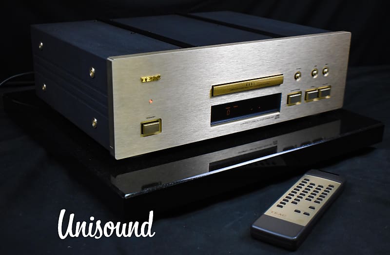 TEAC VRDS-25 Compact Disc CD Player in Excellent Condition