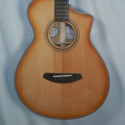 Breedlove Artista Concertina Natural Shadow Acoustic Electric Guitar, Myrtlewood image 5