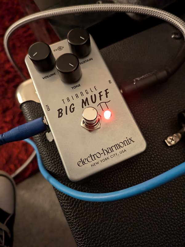 Electro-Harmonix Triangle Big Muff Pi