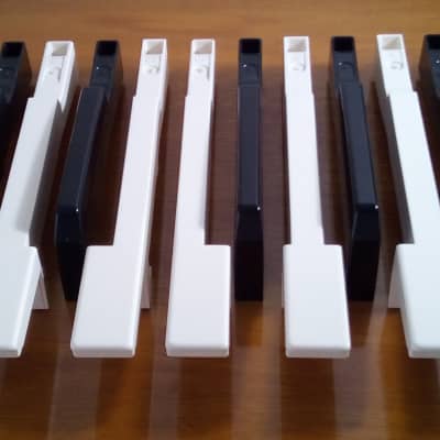 Korg 12 keys for Triton / Trinity / Prophecy / Z1 and more models (there are 15 octaves available)