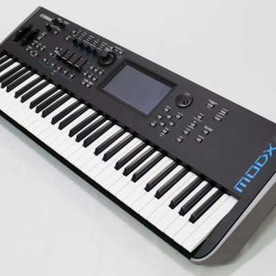 YAMAHA MODX6